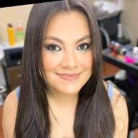 60+ perfiles de «Daisy Paredes»