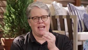 Unleashed: The Unapologetic Leader's Guide to Empowering Everyone Around  You: Frei, Frances, Morriss, Anne: 9781633697041: Amazon.com: Books