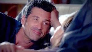 Find yourself someone who looks at you the same way Derek Shepherd looked  at Meredith Grey 😍 Follow me for more @greysanatomy.fanhd . . . . .  #Greysxdiary #georgeomalley #georgeomalleyedit #trknight #trknightedit #