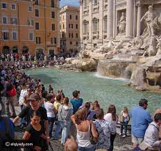 صور نافورة تريفي الإيطالية موقع القيادي trevi fountain rome streets rome