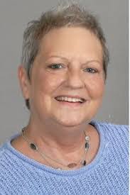 Ann Neff's Instagram, Twitter & Facebook