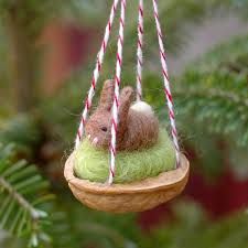 Crafting With Natural Material 29 Great Craft Ideas For Children And Adults Decor Store 2018 Basteln Mit Naturmaterialien Weihnachtliche Filzideen Bastelideen