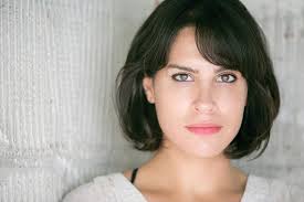(désirée, oh désirée, yüreğinde jenerasyonunun sıkıntıları. Desiree Akhavan Entirely Appropriate Metro Weekly