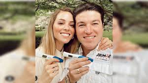 Samuel garcía es un imbécil, pero es un imbécil con un plan. La Misteriosa Polemica Detras Del Embarazo De Mariana Rodriguez Y Samuel Garcia Infobae