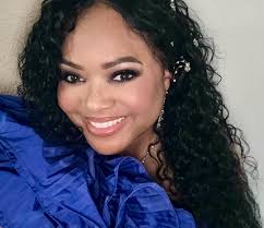 Hello, 2025! Wishing you a year full of love, joy, and blessings. Let's  make it amazing! ✨❤️ #Hello2025 #NewYear #LoveAndBlessings #Gratitude  #PositiveVibes #NewBeginnings Dress: Tivoli Village Las Vegas, Ardi  Najmabadi VASARI, #shoplocal