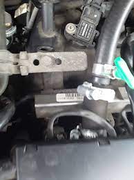 Chevrolet Cruze 18 5дв хэтчбек 141 лс 5МКПП 2011 – 2012 гв - двигатель дымит