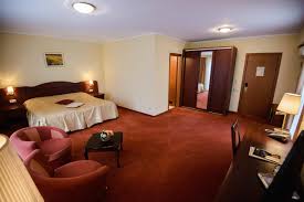 I letos se chystají letní tábory. Hotel Alinalex Paradisul Acvatic Brasov Updated 2021 Prices