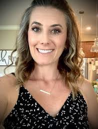 Kathryn Dailey's Instagram, Twitter & Facebook