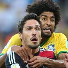 Germany 2 x 1 algeria ● 2014 world cup extended goals & highlights hd. Wm 2014 Mats Hummels Verletzt Sich Im Wm Halbfinale Deutschland Gegen Brasilien Fussball Wm