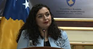 Kryeministri i kosovës, albin kurti, nëpërmjet një postimi në llogarinë e tij në 'twitter', ka thënë se qeveria e tij tashmë ka themeluar të gjitha institucionet, teksa ka paralajmëruar për një epokë të re në kosovë. Reuters Shkruan Per Zgjedhjen E Vjosa Osmanit Presidente Te Kosoves Infokus