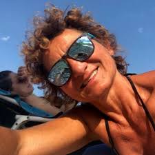 Eva Rucker's Instagram, Twitter & Facebook