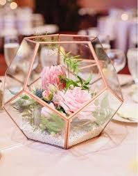 Glass Hexagon Terrarium In 2020 Geometric Terrarium Wedding Terrarium Wedding Geometric Terrarium