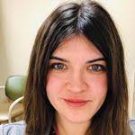 Carolyn Buratti's Instagram, Twitter & Facebook