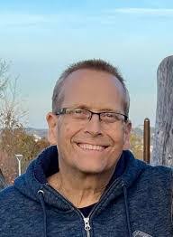 Kelsey Clements's Instagram, Twitter & Facebook