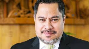 RNZ board member Jason Ake quits, telling board chair 'I won't be  constrained because I'm