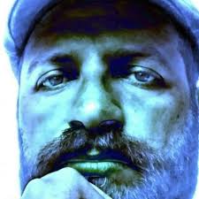 O governo do PT está preocupado com a comunicação. Para ajudar, sugerimos  um novo slogan, que reflete os planos do governo para o país. Deixe mais  ideias para a comunicação do governo