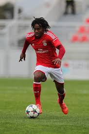 Renato Sanches Playing For Benfica In The Uefa Youth League Bayern Munich Bayern Munich
