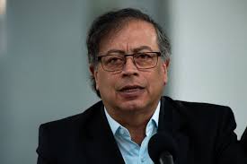 Fiscalía tilda de falso y tendencioso al presidente Gustavo Petro