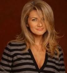 O prezentare in afara tiparelor, ce a avut. Care Este Cel Mai Bun Designer Roman Sondaj Ziare Com Mobile