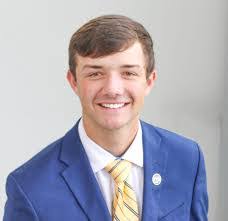 Derrick Allen's Instagram, Twitter & Facebook