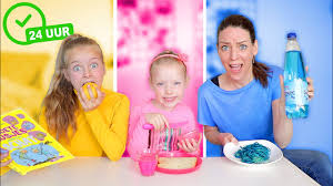 Wonen in een kasteel, een eigen frietkraam. 24 Uur Alles In 1 Kleur Doen Challenge Dezoetezusjes Youtube