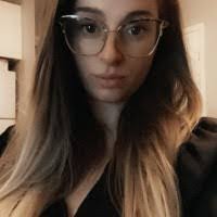 Kyra Yates's Instagram, Twitter & Facebook