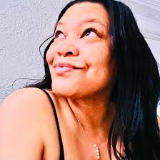 Rena Law's Instagram, Twitter & Facebook