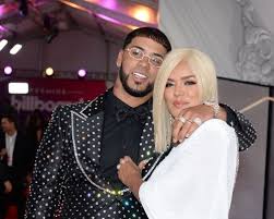 Fans de karol y anuel. Anuel Aa Bio Affair In Relation Net Worth Salary Age Nationality Height Rapper Musician Composer