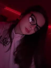 Jade Conley's Instagram, Twitter & Facebook