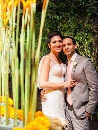 Nadiem makarim diketahui pernah bekerja di sebuah perusahaan mckinsey & company sebuah konsultan ternama di jakarta dan menghabiskan masa. Franka Franklin Istri Menteri Pendidikan Dan Kebudayaan Nadiem Makarim