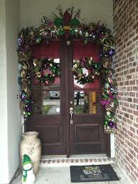 Mardi Gras Decor For Our Front Door Materials From Hobby Lobby And Rouse S Epicurean Mardi Gras Decorations Mardi Gras Mardi