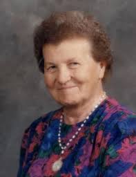 Helen Dyck's Instagram, Twitter & Facebook