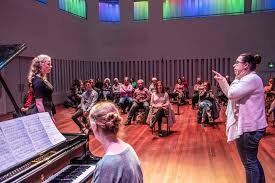 Woensdag 11 november om 09:36. Prijs Voor Talentvolle Anne Zangles Van Operazangeres Francis Van Broekhuizen Tilburg E O Bd Nl