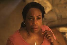 Robin Dickey (@robinsosocial)