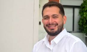 La “doble cara” de la Corte Constitucional en la aprobación de las  preguntas de la Consulta Popular