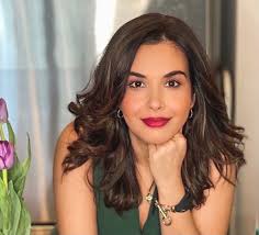 A Five Minute Quickie with Maggie Knox