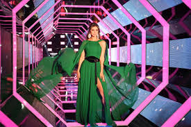 لقاء الفنانة مرام البلوشي في برنامج عالسيف يلقبها الجمهور بجوكر الدراما الكويتية أسباب غيابها عن مسلسل بو طار. Ø¨Ø§Ù„ØµÙˆØ±Ø© Ø£Ù†Ø§Ø¨ÙŠÙ„Ø§ Ù‡Ù„Ø§Ù„ Ø¨Ø¥Ø·Ù„Ø§Ù„Ø© Ø®Ø§Ø·ÙØ© Ù…Ù† ØªÙˆÙ‚ÙŠØ¹ Ø¥ÙŠÙ„ÙŠ ØµØ¹Ø¨ ÙÙŠ The Masked Singer