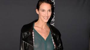 En 2018, elle rejoint le casting de la série demain nous. Who Is Linda Hardy Dating Linda Hardy Boyfriend Husband