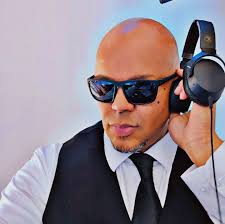 It's an HONOR to be inducted into the Hall of Fame at the CATCH Night of  Champions XXXIII. #gojags Jalen Rose Leadership Academy