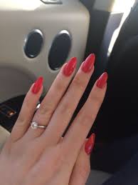 Follow Pintrest Tatumdiehl And Instagram Tatumdiehl Red Stiletto Nails Red Nails Almond Acrylic Nails Looking for some trendy red acrylic nails?