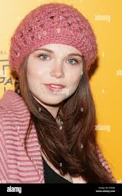 Amanda fuller hi-res stock photography and images