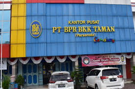 Lowongan kerja di malang agustus 2021 temukan loker terbaru yang sesuai dengan lokasi, pendidikan, dan minat anda. Pt Bpr Bkk Taman Perseroda
