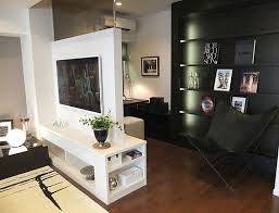 l273 解放感と広がり 約27帖のゆとりの大空間 両面使用のtvボードでさりげなく空間を仕切り 閉鎖的な空間ではないこもれる場所を リビング ベッドルーム 子ども部屋 キッズルーム 書斎 和室 ダイニングルーム インテリア リビングルーム インテリア