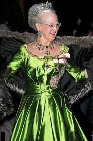 Royal Connections Queen Margrethe Ii Of Denmark Danish Royal Family Queen Margrethe Ii Royal Jewels