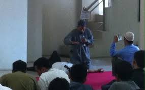 Baik penyakit batin atau fisik. Fenomena Ruqyah Yang Mewabah Bagaimana Hukumnya Dalam Islam