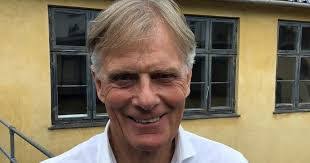 Kurt Strand's Instagram, Twitter & Facebook