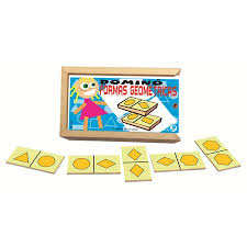 Mostramos como trabalhar com desenhos, cores e criação de personagens dentro desse tema. Domino De Madeira Formas Geometricas Casa Da Educacao