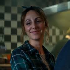 The Strangers Chapter 1 Waitress Shelly