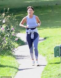 Women yoga pants energy seamless sports fitness leggings gym running workout high waist tight tummy control trousers hip lifting. Davina Mccall Looks Amazing In Lycra On Her Daily Jog Fr24 News English
