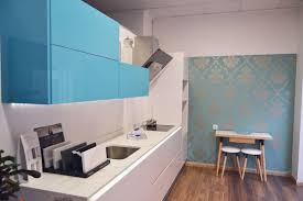 Puertas, frentes para cajones y costados decorativos para muebles de cocina, fabricadas en ®formica, un laminado de alta presión de 19 mm de grosor con acabados en colores. Ofertas Outlet Cocinas Lorca Cocinas Armarios Banos Y Tarimas Lorca Crisant Interiorismo